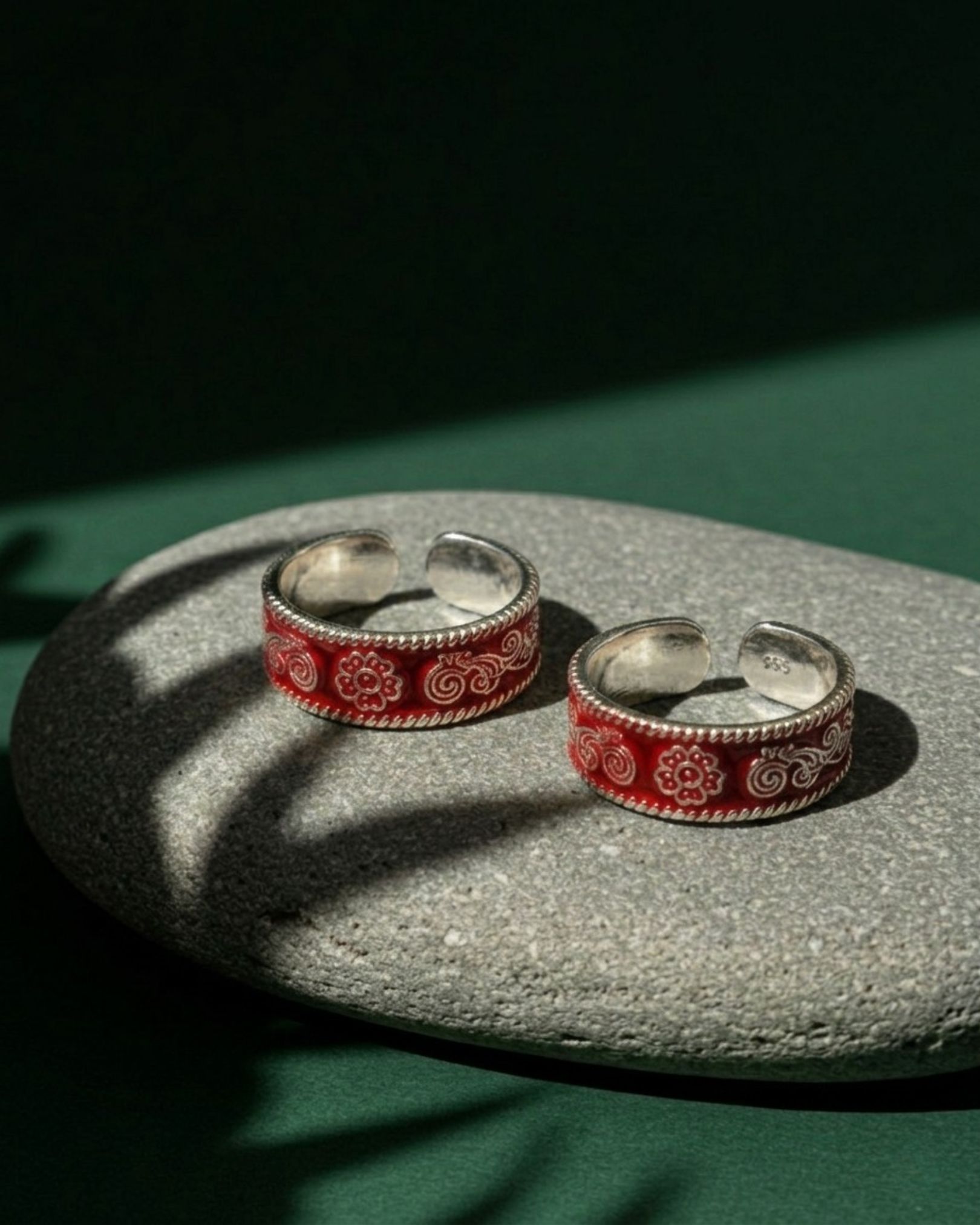 TOE RING